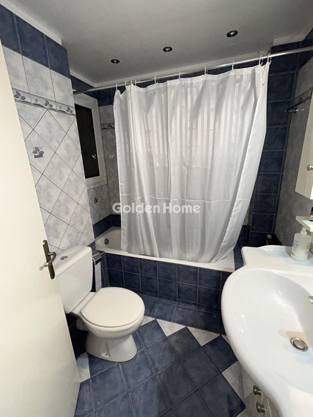 Apartment in Ag. Meletiou - Viktorias Sq. - Marni, Patision - Acharnon — Photo 12 of 21