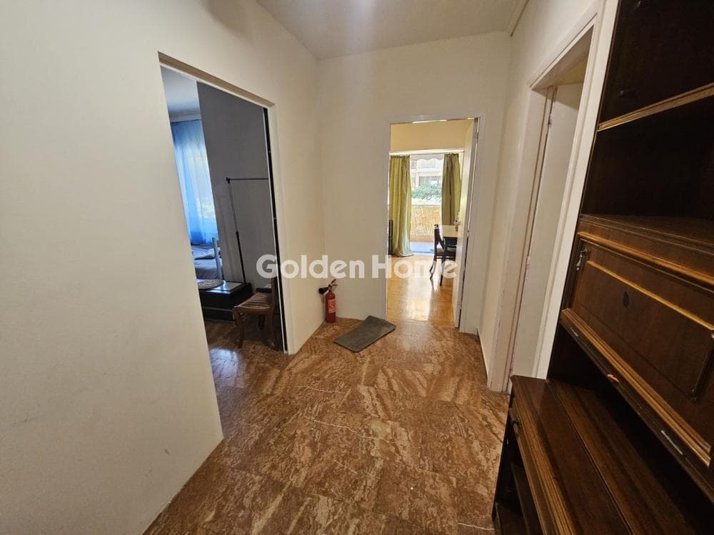 Apartment in Probona, Nea Chalkidona — Photo 1 of 16