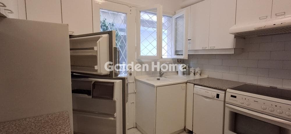 Apartment in Plateia Ntavari, Palaio Faliro — Photo 20 of 41