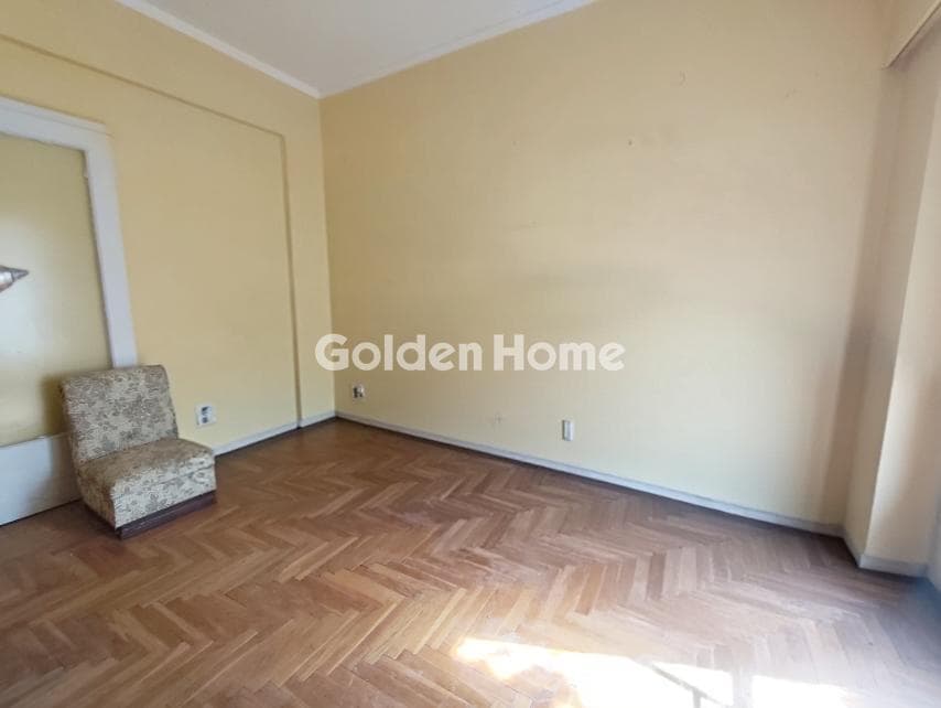 Apartment in Center, Kaisariani — Photo 2 of 17