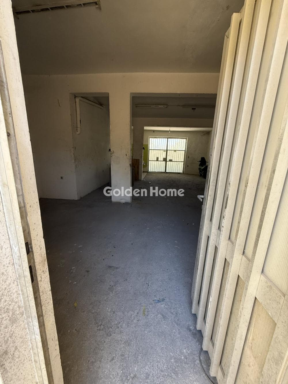 Αποθήκη στην Εσταυρωμένος, Γοργολαϊνη — Φωτογραφία 8 από 10
