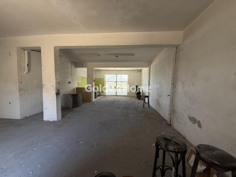 Αποθήκη στην Εσταυρωμένος, Γοργολαϊνη — Φωτογραφία 6 από 10