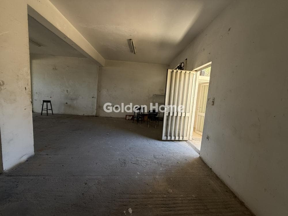 Αποθήκη στην Εσταυρωμένος, Γοργολαϊνη — Φωτογραφία 7 από 10