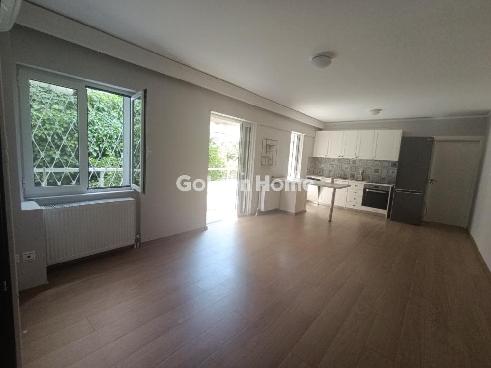 Apartment in Gipeda, Palaio Faliro — Photo 1 of 29
