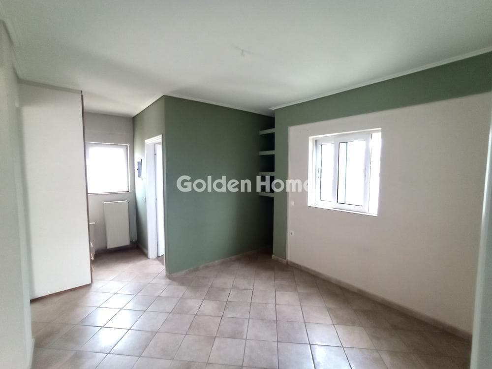 Apartment in Center, Metamorfosi — Photo 11 of 19