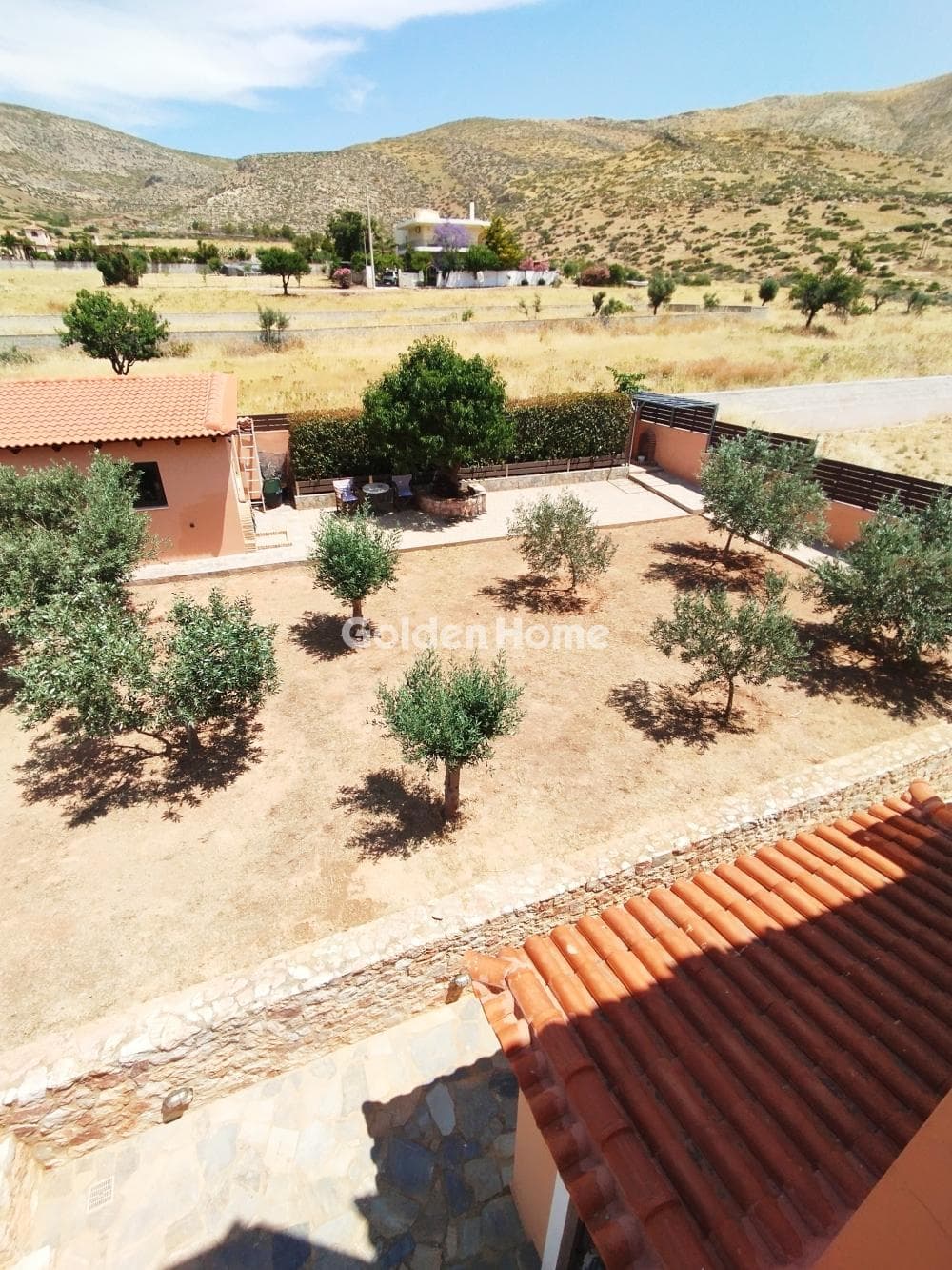 House in Feriza, Anavissos — Photo 1 of 17