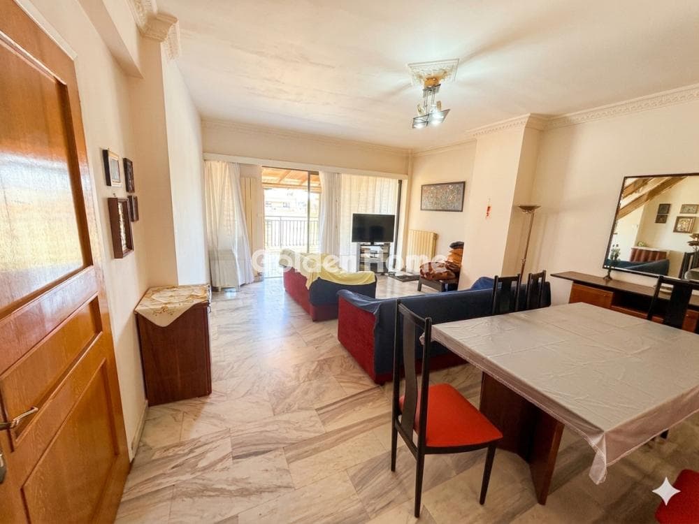 Apartment in Chatzikiriakeio, Piraeus — Photo 1 of 20