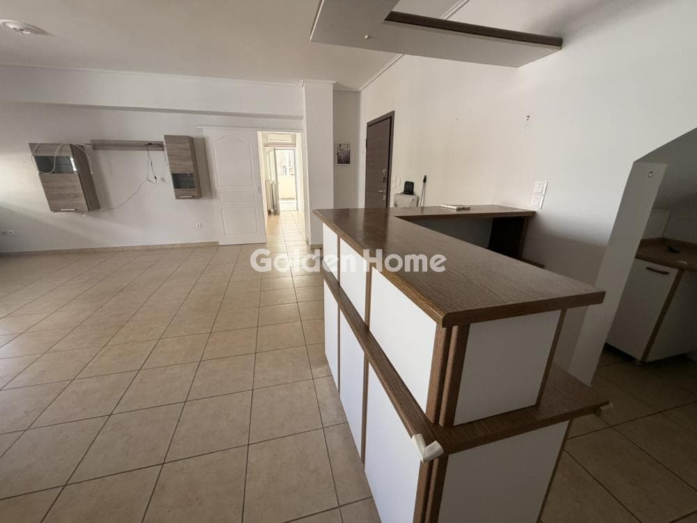 Apartment in Sismanogleio, Marousi — Photo 1 of 16