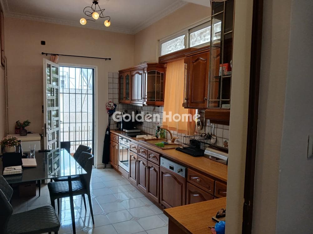Apartment in Agia Sofia, Piraeus — Photo 7 of 20