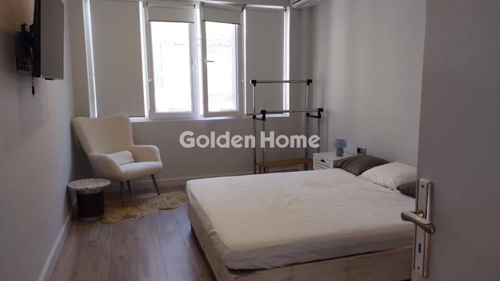 Office in Platia Kanigos, Exarchia - Neapoli — Photo 6 of 26