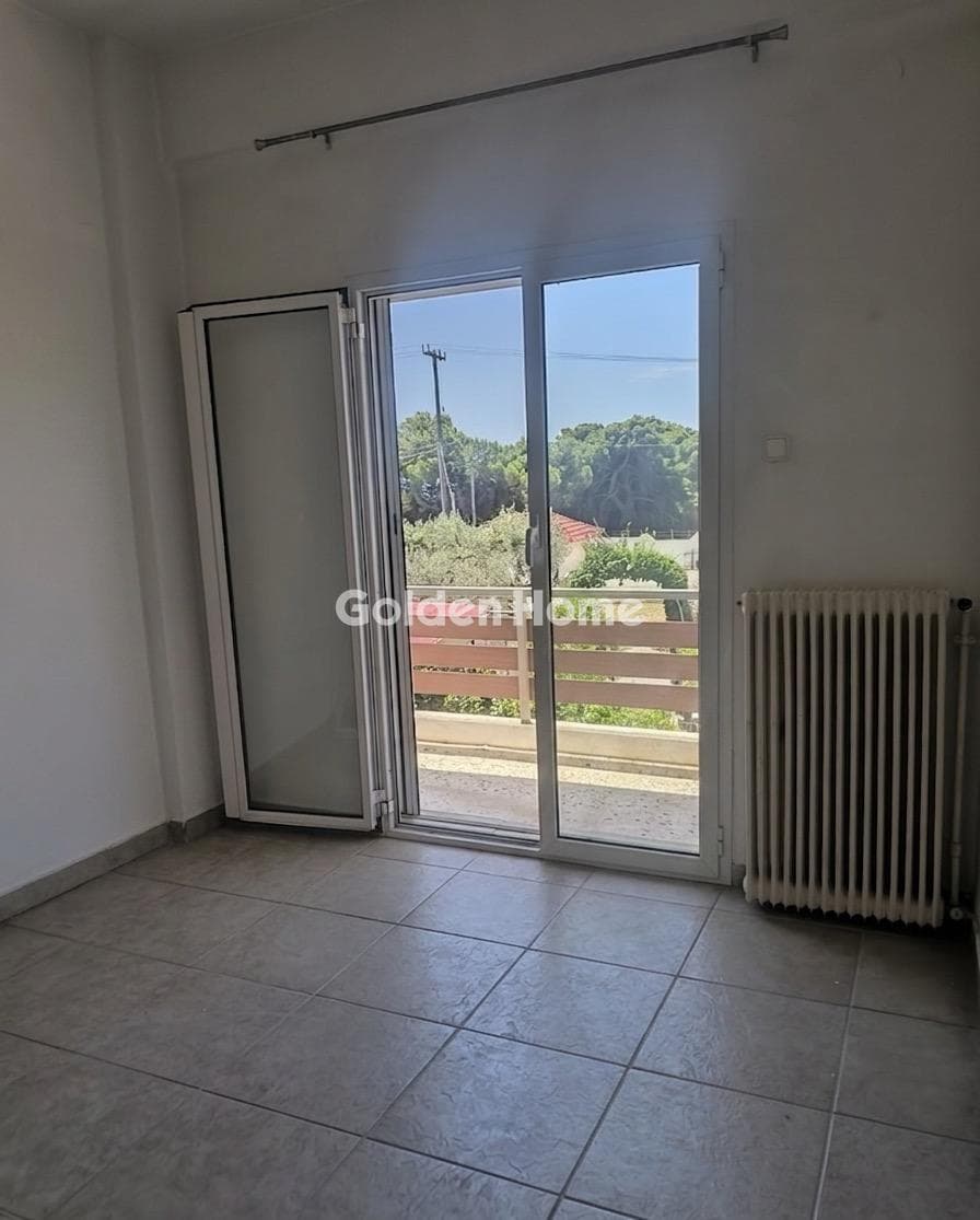 Apartment in Nireas, Rafina — Photo 3 of 8