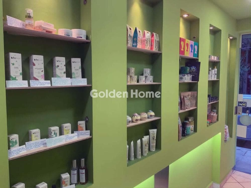 Retail Store in akadimia Platonos, Kolonos - Kolokinthous — Photo 3 of 3
