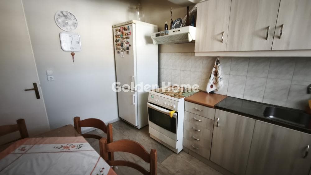 Apartment in Neo Faliro, Piraeus — Photo 3 of 17