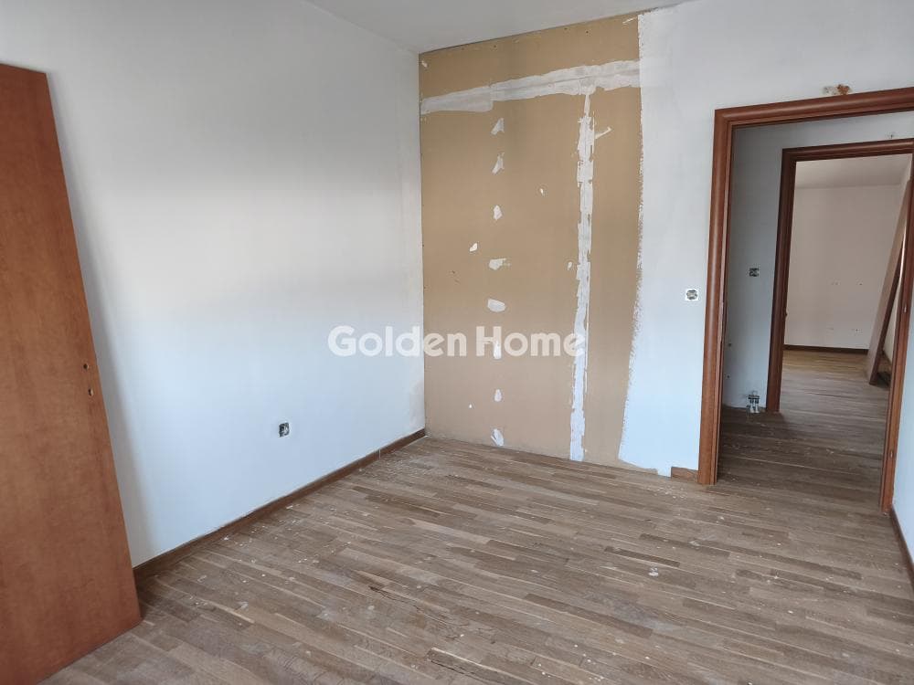 Apartment in Nea Olimpia, Kamatero — Photo 10 of 14