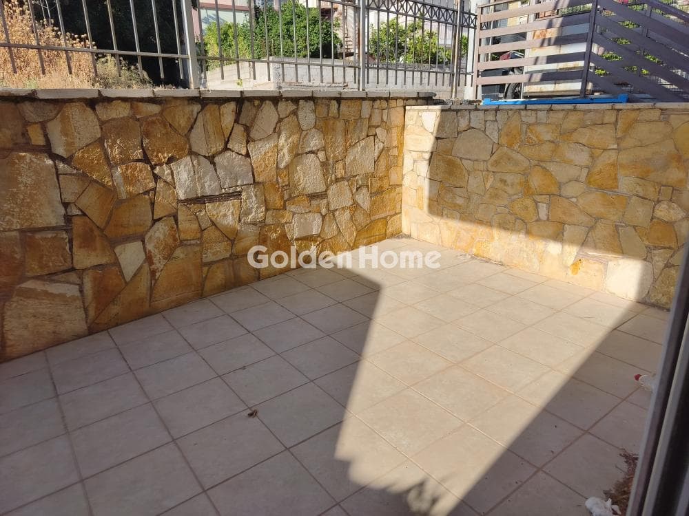 Apartment in Nea Olimpia, Kamatero — Photo 2 of 8
