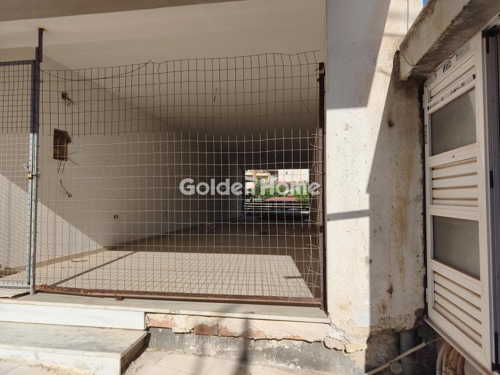 Retail Store in Nea Olimpia, Kamatero — Photo 1 of 2