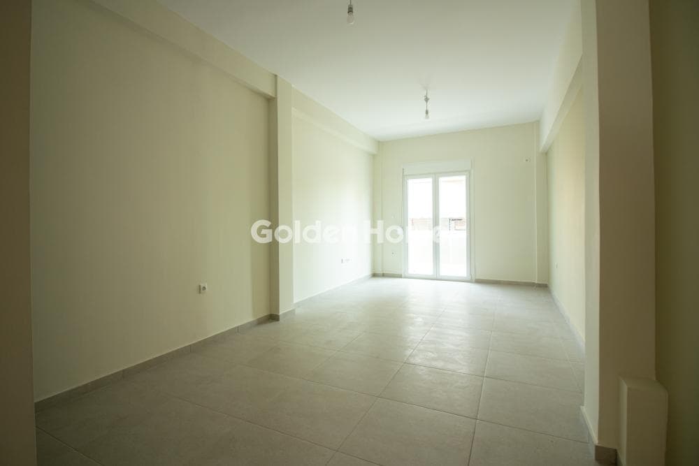 Apartment in Maniatika, Piraeus — Photo 3 of 21