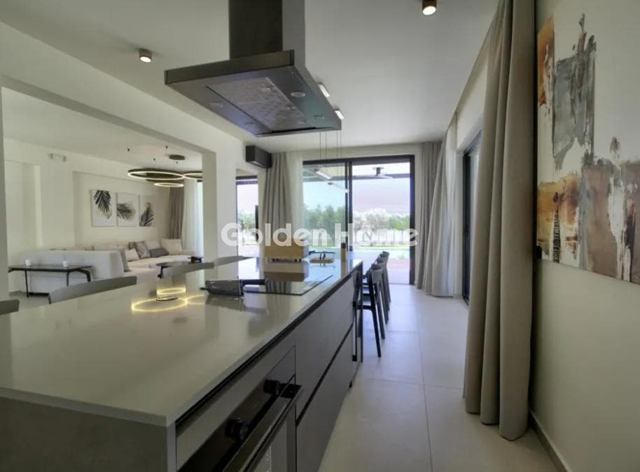 House in Kassiopi, Corfu — Photo 13 of 22