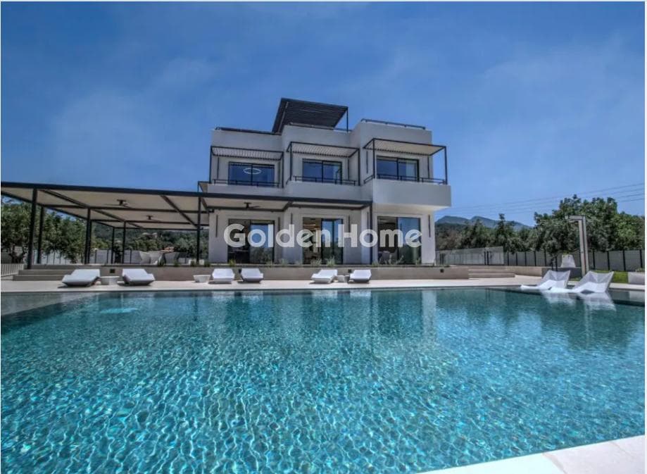 House in Kassiopi, Corfu — Photo 4 of 22