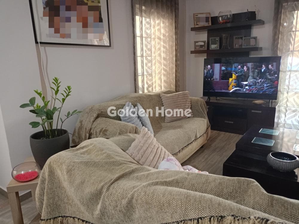 Apartment in Politeknon, Ilion — Photo 1 of 22