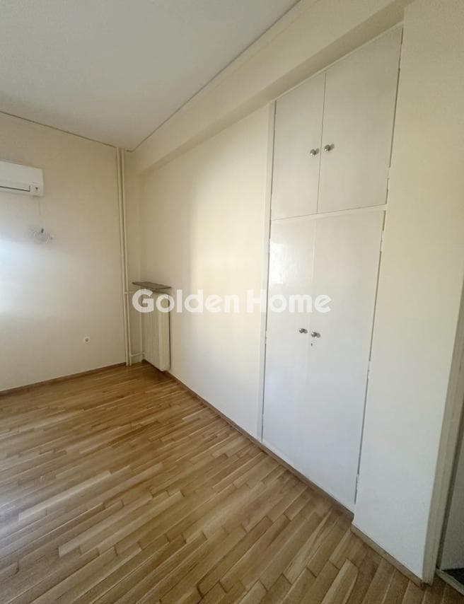 Apartment in Lofos Filaretou, Kalithea — Photo 2 of 7