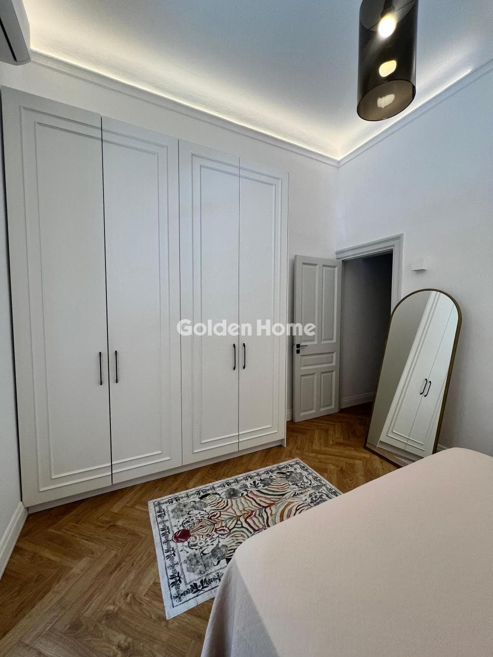 Apartment in Hilton, Ilisia — Photo 33 of 50