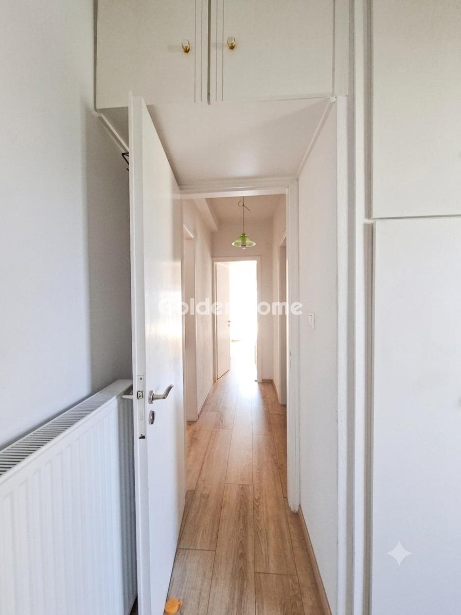 Apartment in Paradeisos, Agia Paraskevi — Photo 16 of 18