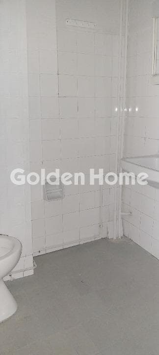 Office in Stathmos Larisis, Kolonos - Kolokinthous — Photo 15 of 21