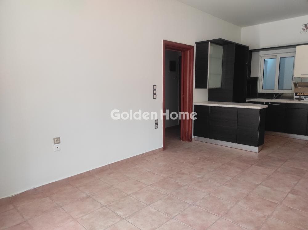 Apartment in Megala Sxoinia A, Acharnes — Photo 4 of 14