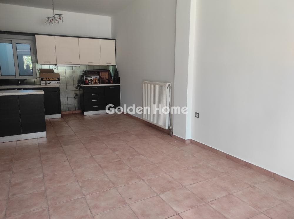 Apartment in Megala Sxoinia A, Acharnes — Photo 5 of 14