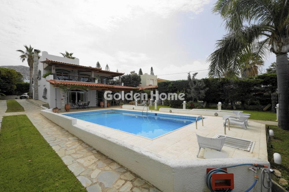 House in Saronida, Saronida — Photo 3 of 26