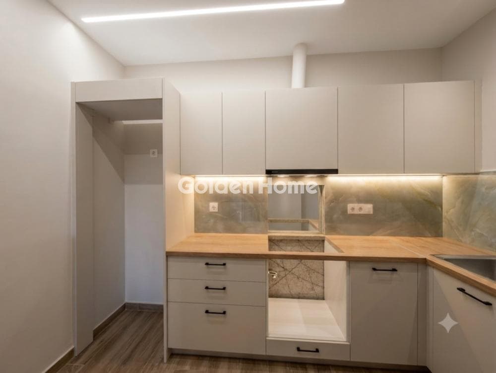 Apartment in Eleftheroupoli, Nea Ionia — Photo 11 of 23