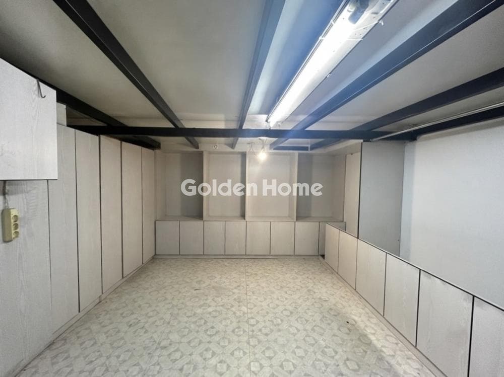 Βιομηχανικός Χώρος στην Νεκροταφεία, Νέα Σμύρνη — Φωτογραφία 7 από 9