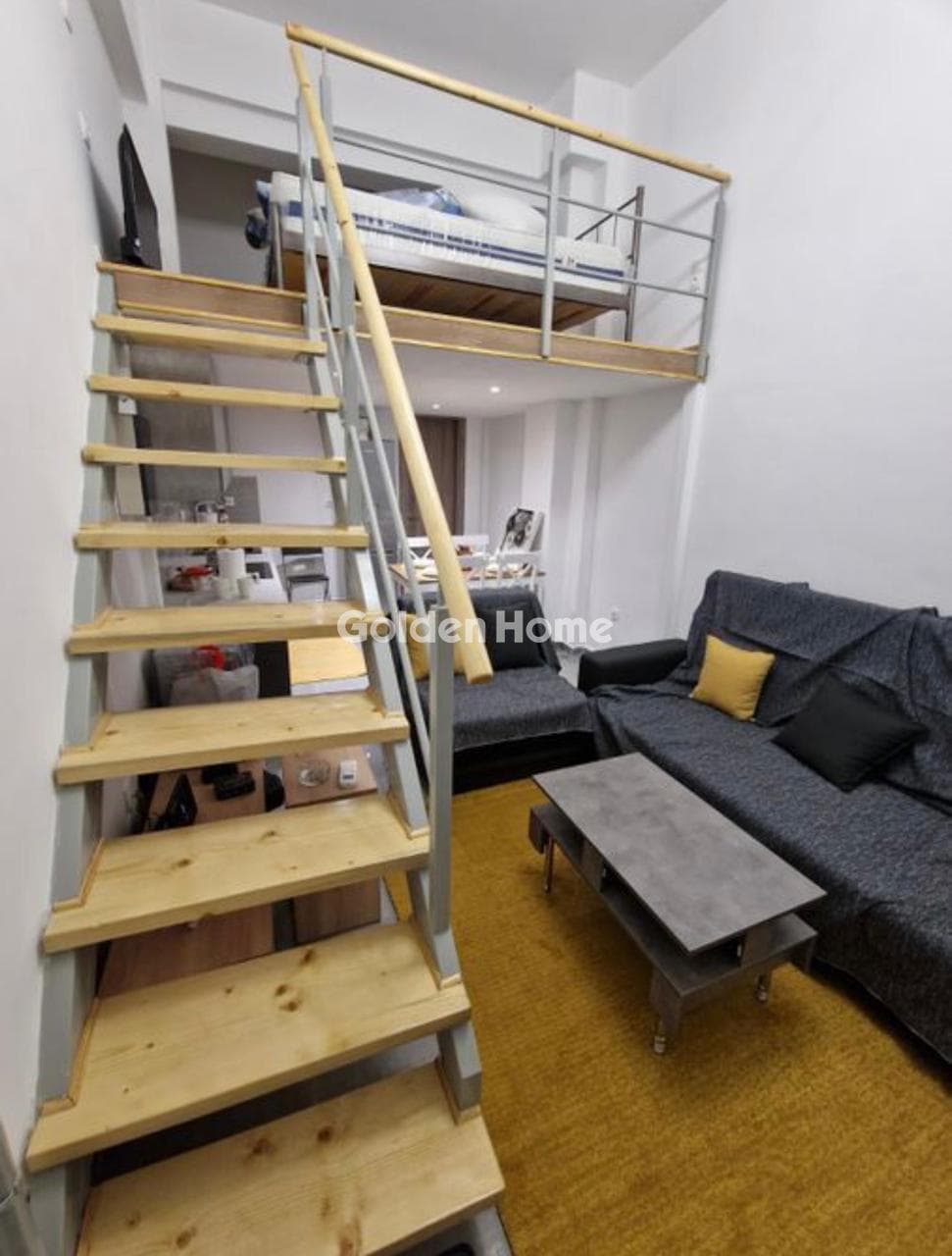 Apartment in Plateia Vathis, Kentro — Photo 1 of 9