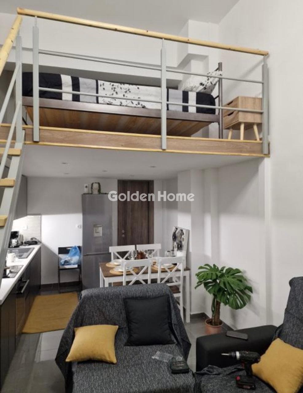 Apartment in Plateia Vathis, Kentro — Photo 2 of 9