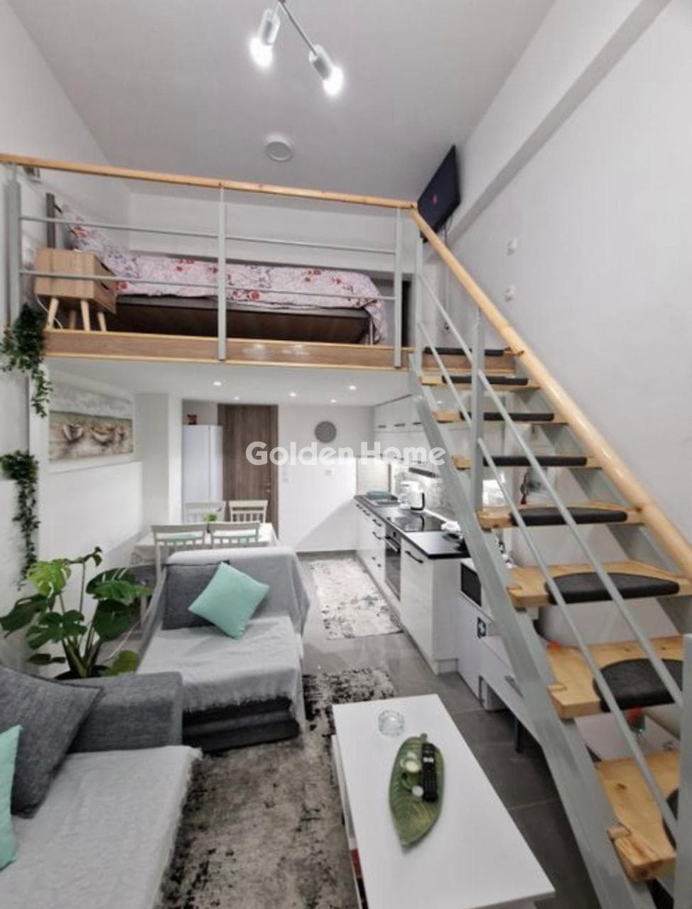 Apartment in Plateia Vathis, Kentro — Photo 1 of 10