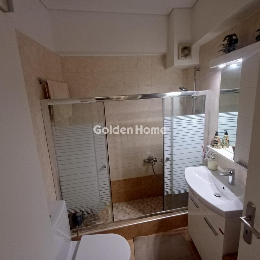 Apartment in Center, Neos Kosmos — Photo 11 of 22
