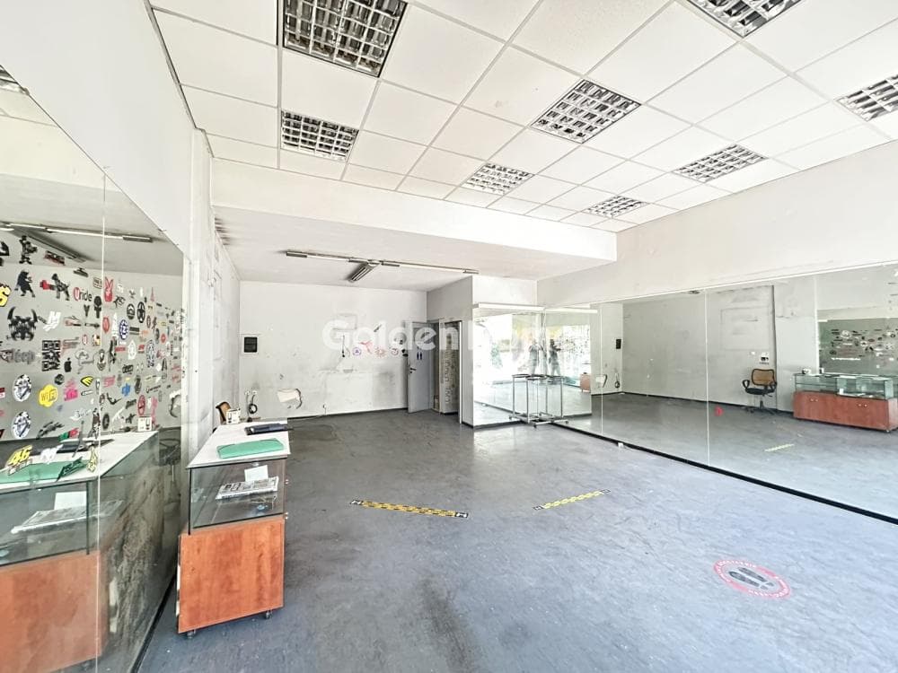 Κατάστημα στην Περιβόλια, Γαλάτσι — Φωτογραφία 2 από 9