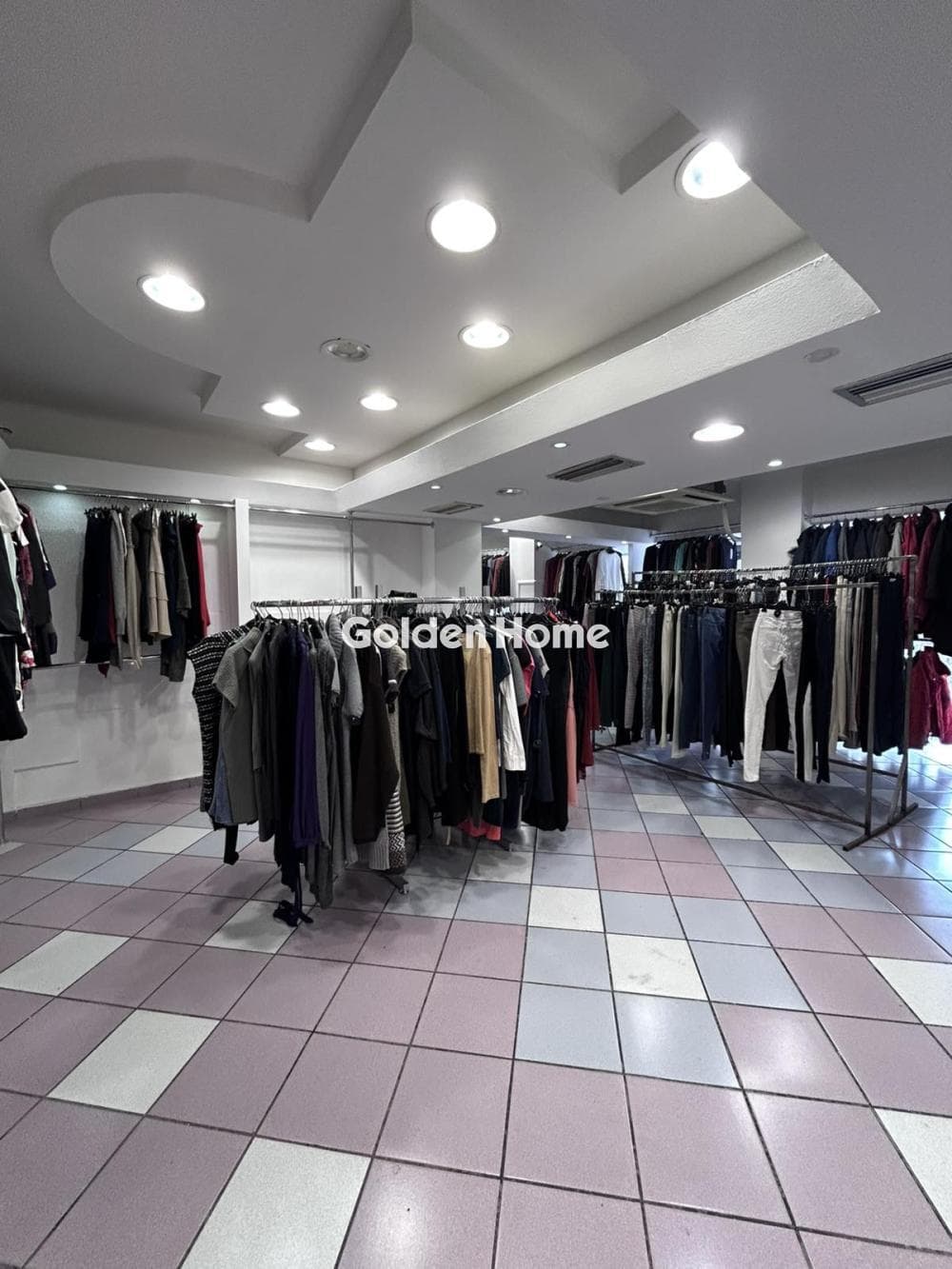 Κατάστημα στην Ομόνοια, Κέντρο — Φωτογραφία 1 από 6