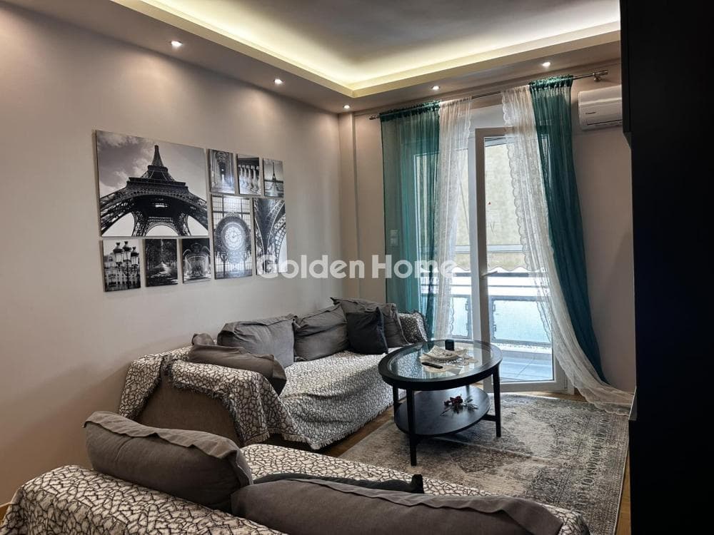 Apartment in Panepistimioupoli, Zografou — Photo 1 of 18