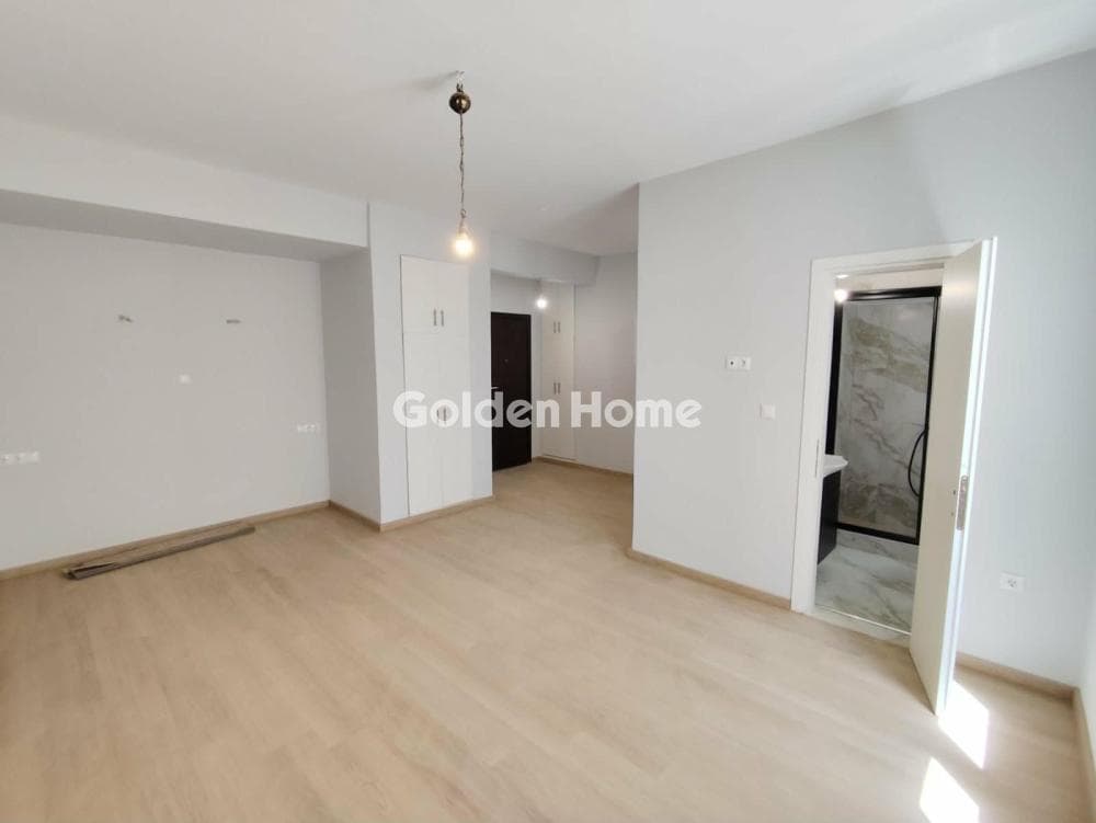 Apartment in Zoni Chondreboriou, Exarchia - Neapoli — Photo 10 of 12