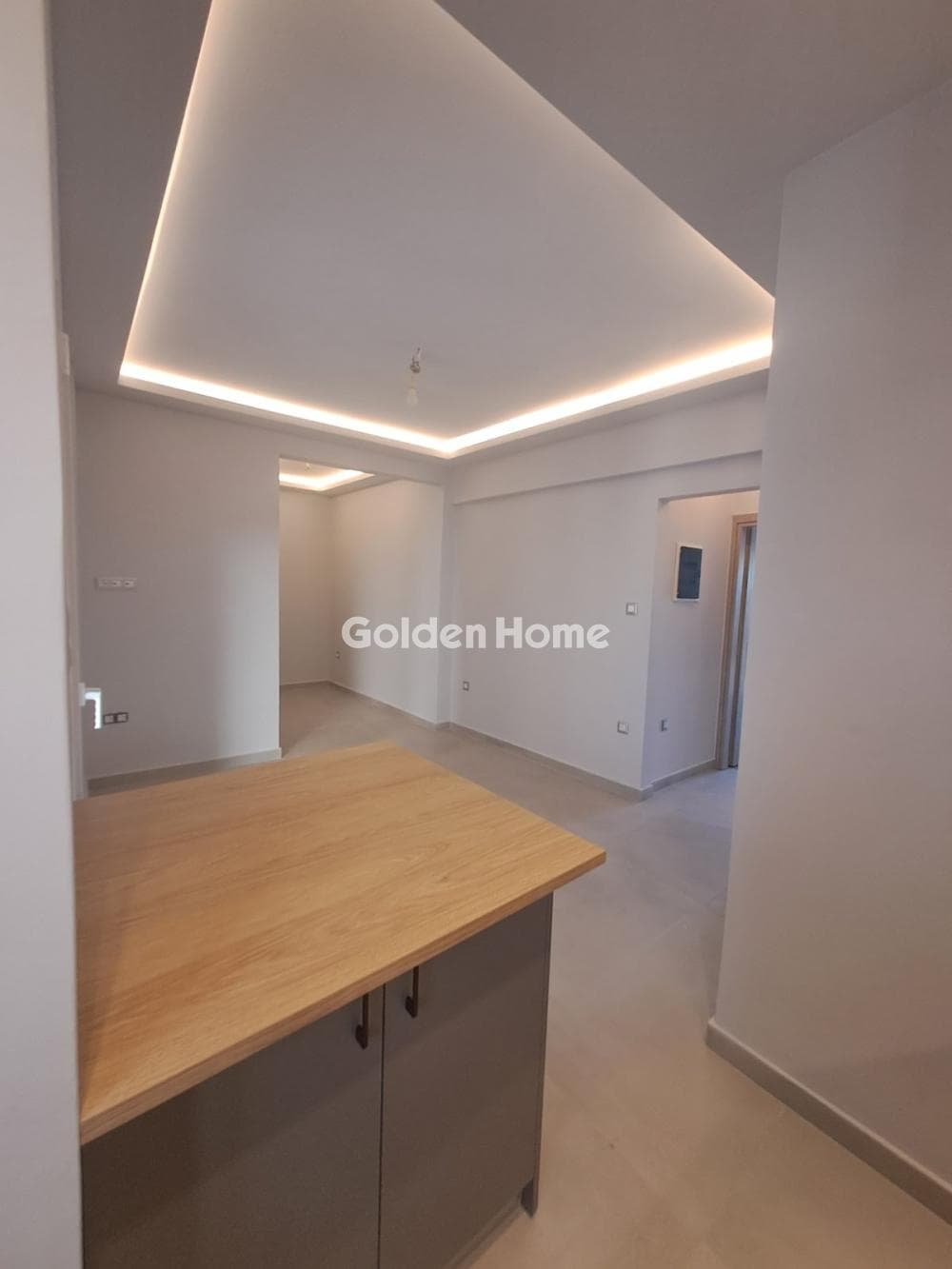 Apartment in Platia Koumoundourou, Kentro — Photo 8 of 16