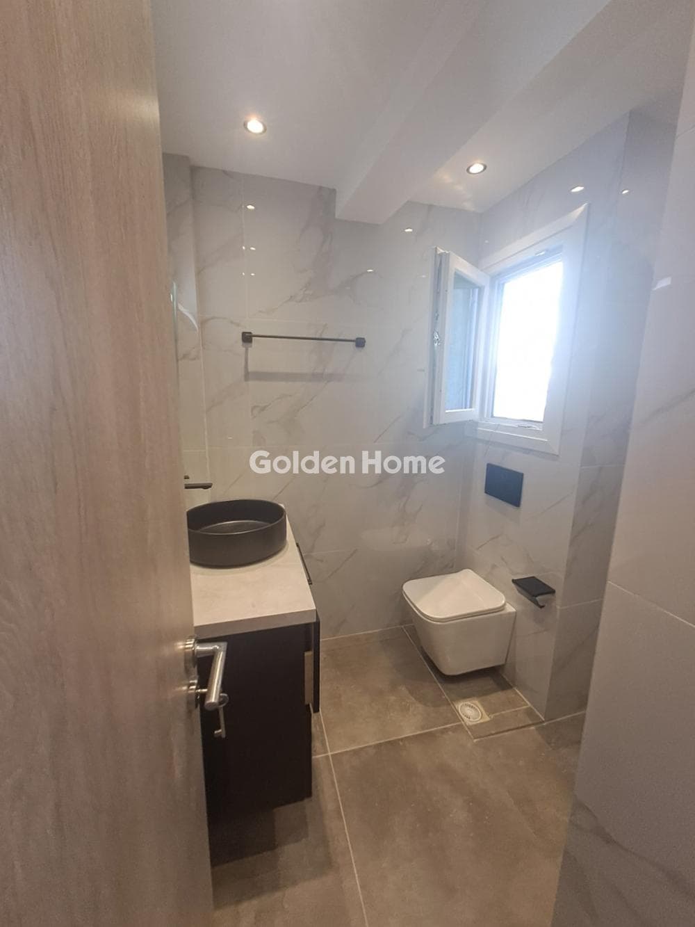 Apartment in Platia Koumoundourou, Kentro — Photo 14 of 16
