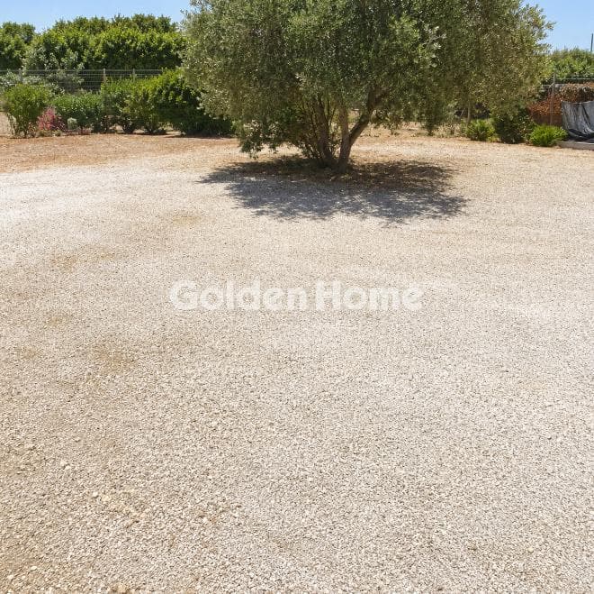 Building Plot in Anavyssos Center, Anavissos — Photo 1 of 4