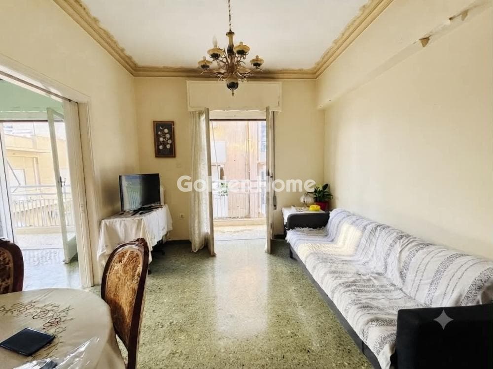 Apartment in Dafni, Dafni — Photo 1 of 12