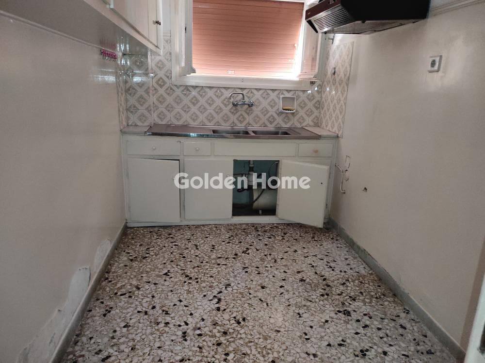 Apartment in Panorama, Dafni — Photo 3 of 12