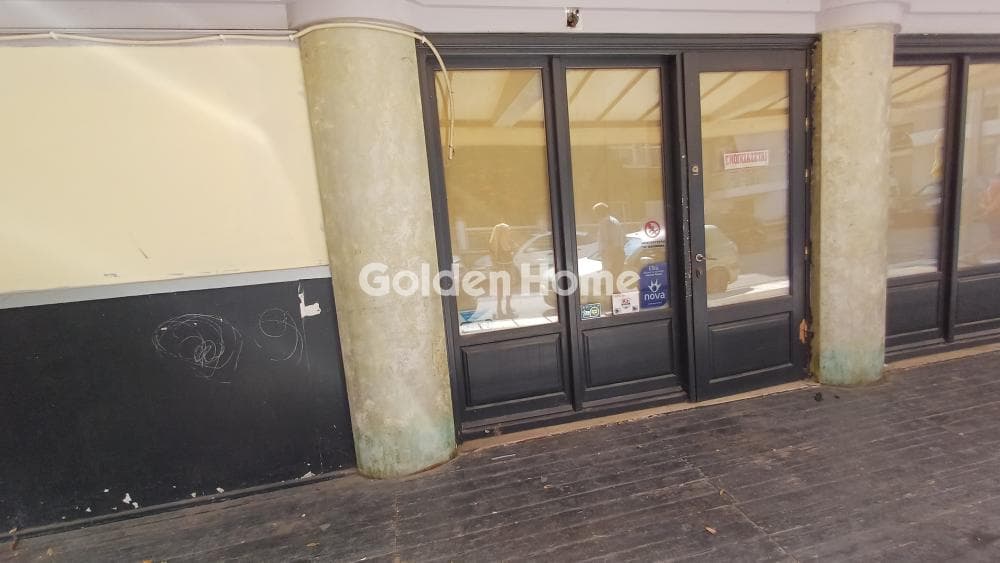 Retail Store in Omonia, Stavroupoli — Photo 16 of 17