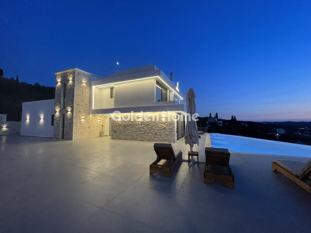 House in Kassiopi, Corfu — Photo 27 of 39