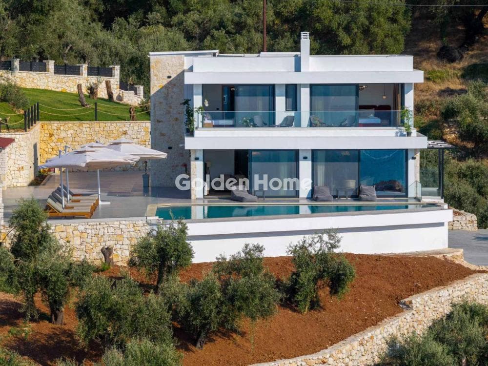 House in Kassiopi, Corfu — Photo 39 of 39
