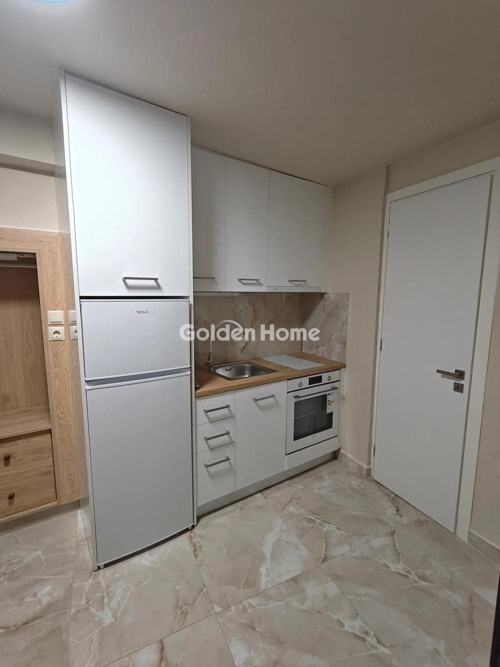 Apartment in Exarcheia, Exarchia - Neapoli — Photo 1 of 11